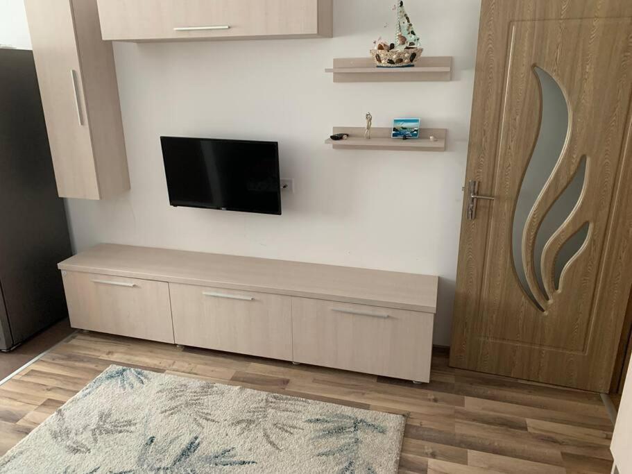 Lovely Bacau 1 Bedroom Apartment Zewnętrze zdjęcie